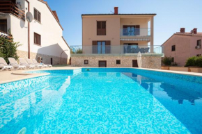 Villa Nicole Für 10 Personen In Banjole